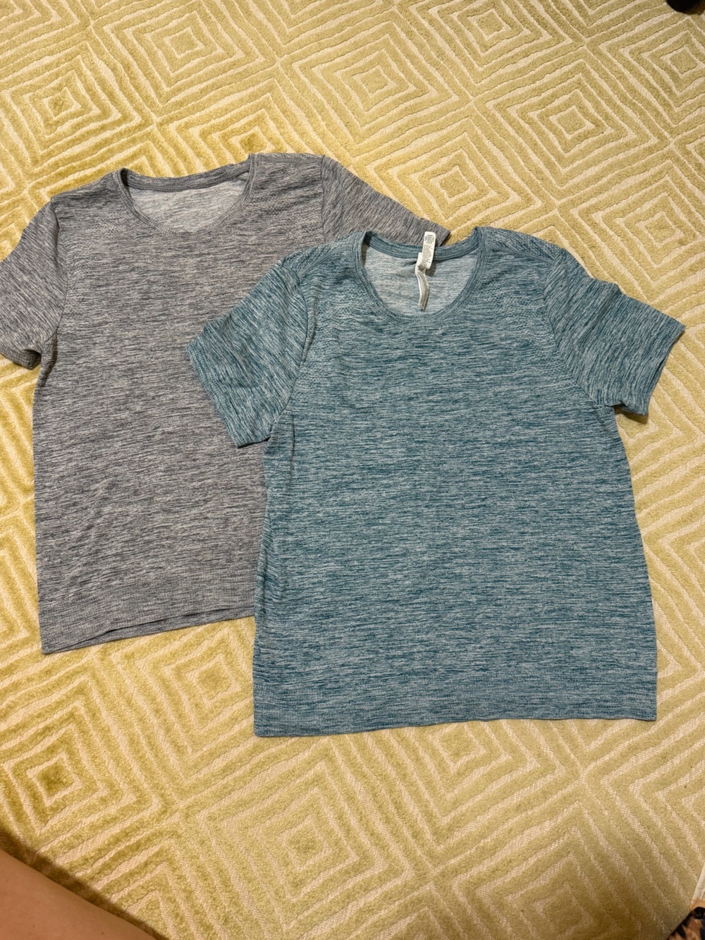 Athleta women’s Heathered Tees in Teal Blue and Gray